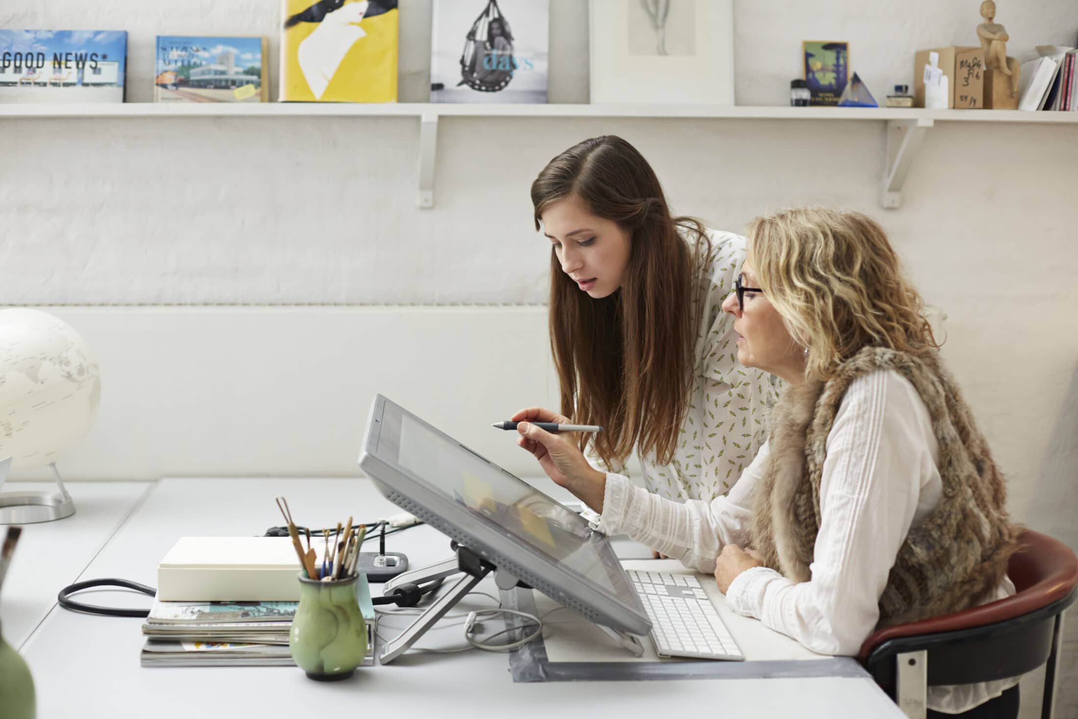 3 Essential Tasks an Executive Assistant Can Do for You
